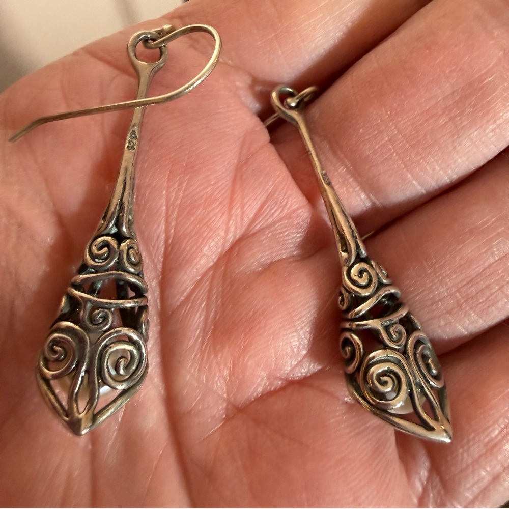 Noa Zuman Israel Sterling silver Filagree Cala Lilly real pearl drop earrings - Picture 13 of 17